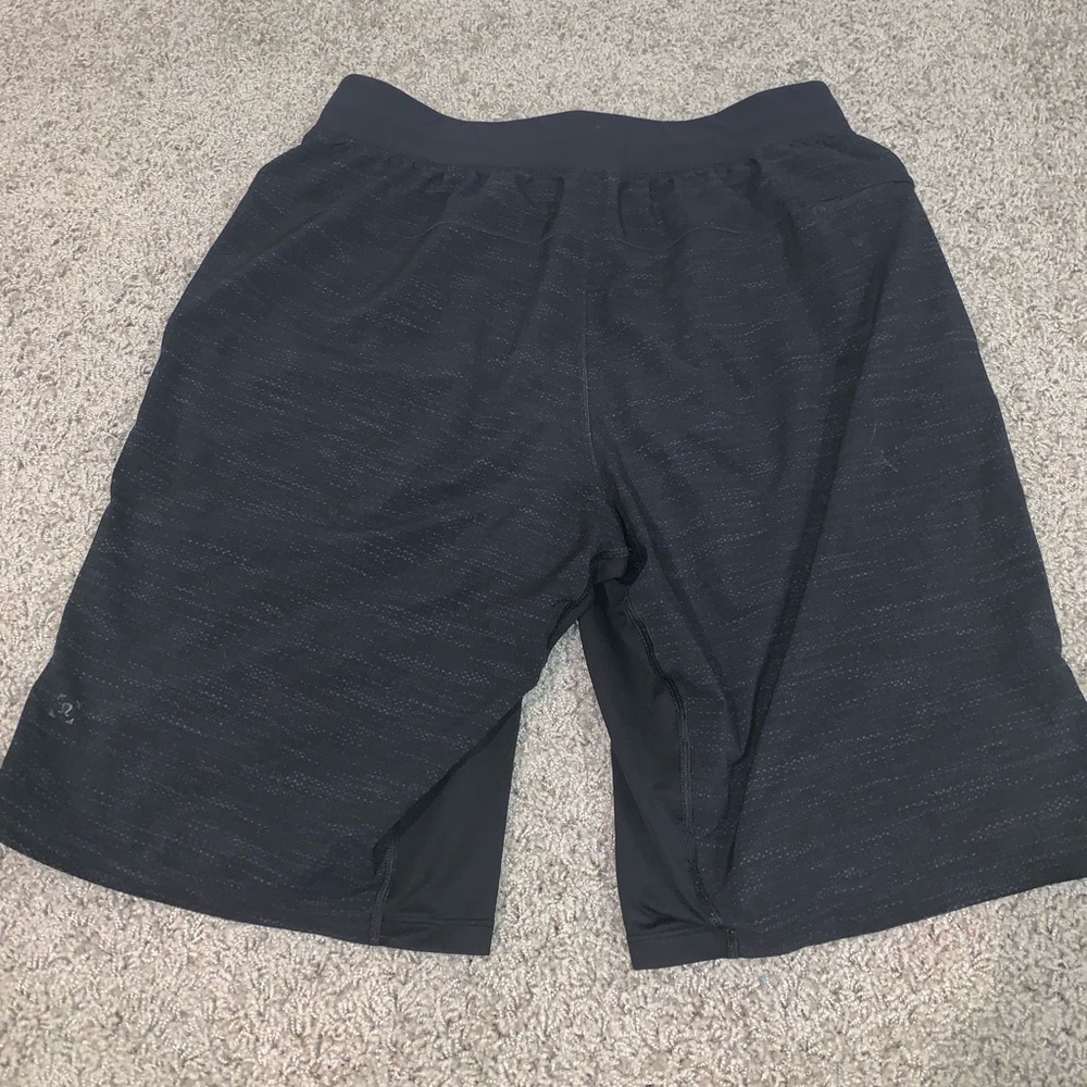 Lululemon Black T.H.E Short 9” Linerless Medium